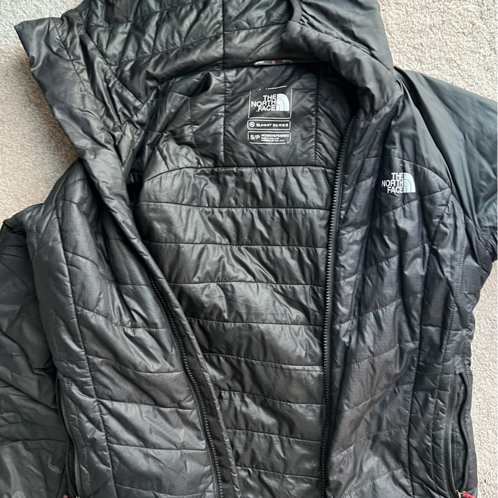 The North Face Women’s Down Puffer Jacket